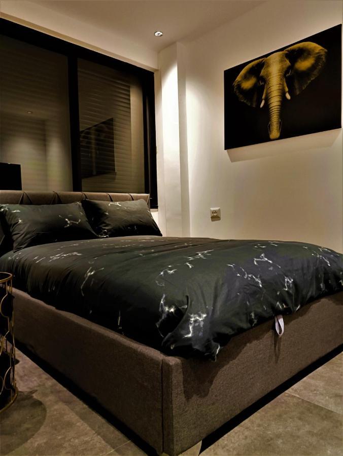 Luxury Aparment 5 Room 2 Minutes From The Beach 바트얌 외부 사진