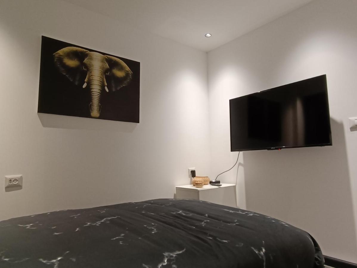 Luxury Aparment 5 Room 2 Minutes From The Beach 바트얌 외부 사진