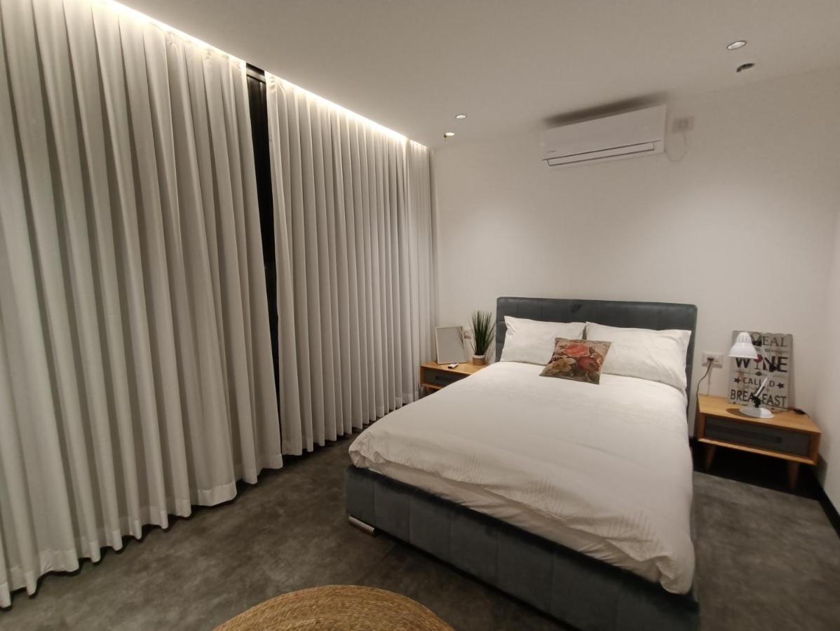 Luxury Aparment 5 Room 2 Minutes From The Beach 바트얌 외부 사진