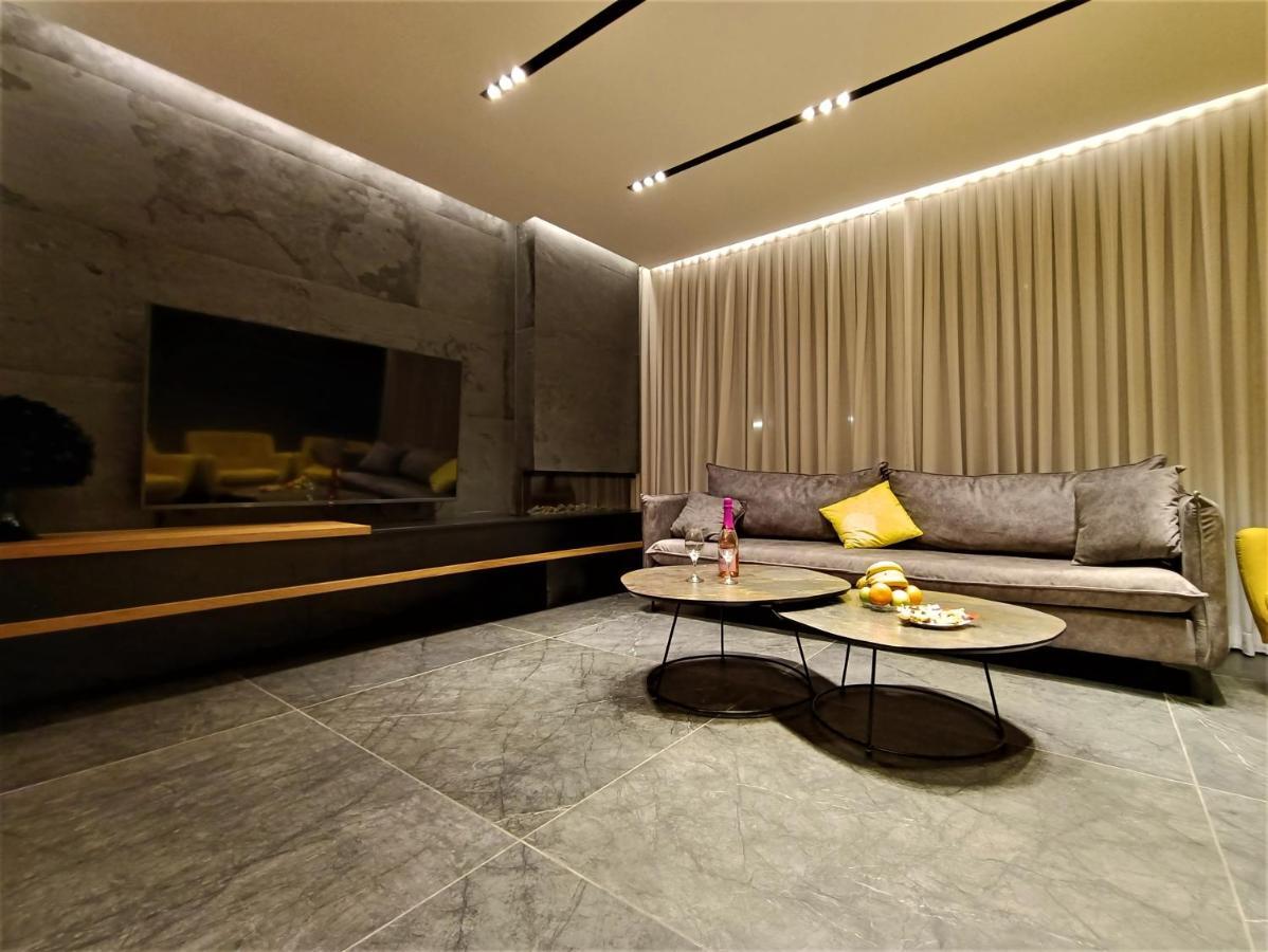 Luxury Aparment 5 Room 2 Minutes From The Beach 바트얌 외부 사진