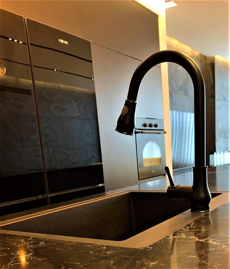 Luxury Aparment 5 Room 2 Minutes From The Beach 바트얌 외부 사진